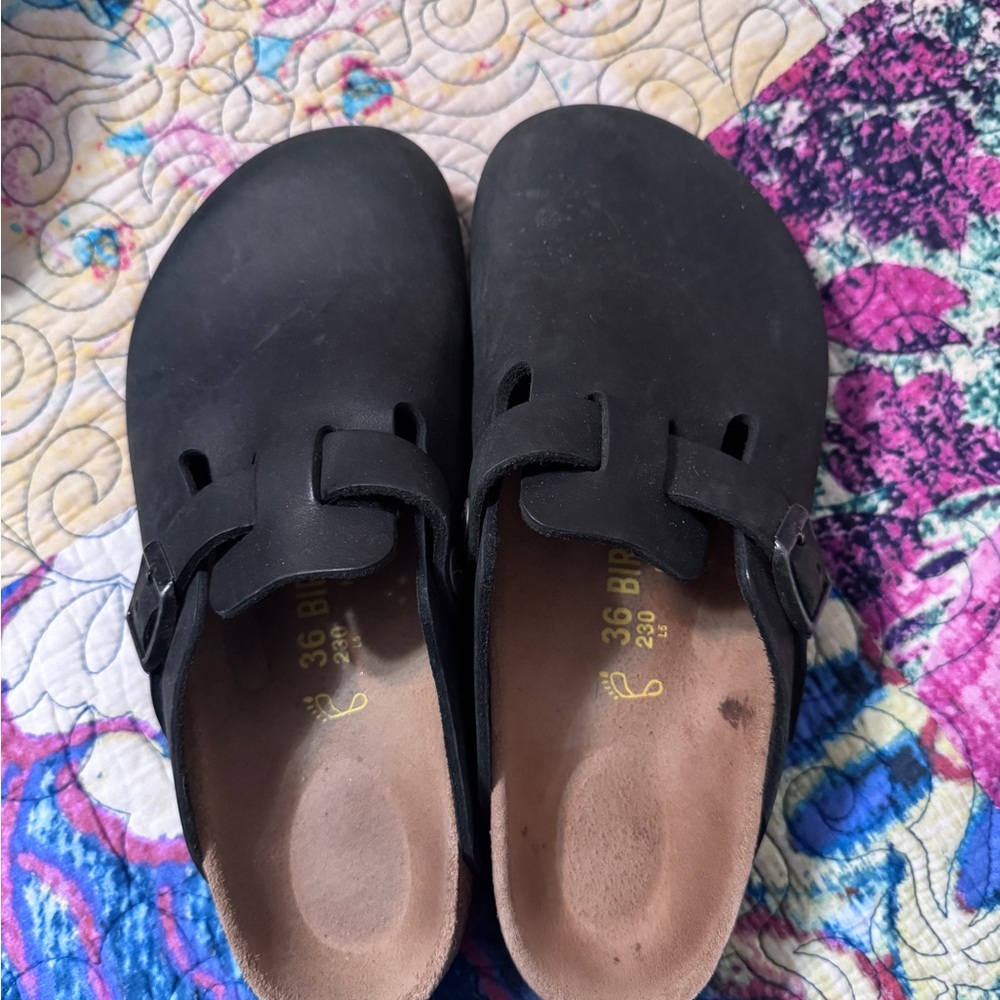 Birkenstock Boston Black Leather Clogs Size 6